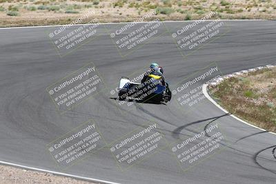 media/Apr-20-2025-AHRMA (Sun) [[393a79c373]]/Race/Group 9/Turn 4b/